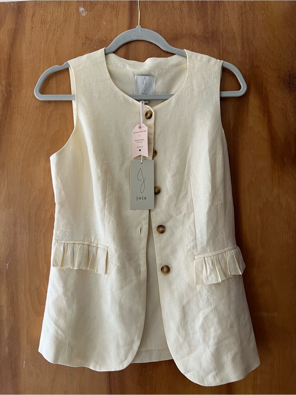 NWT Joie Cream Sleeveless Button Up Women’s Vest SMALL**
